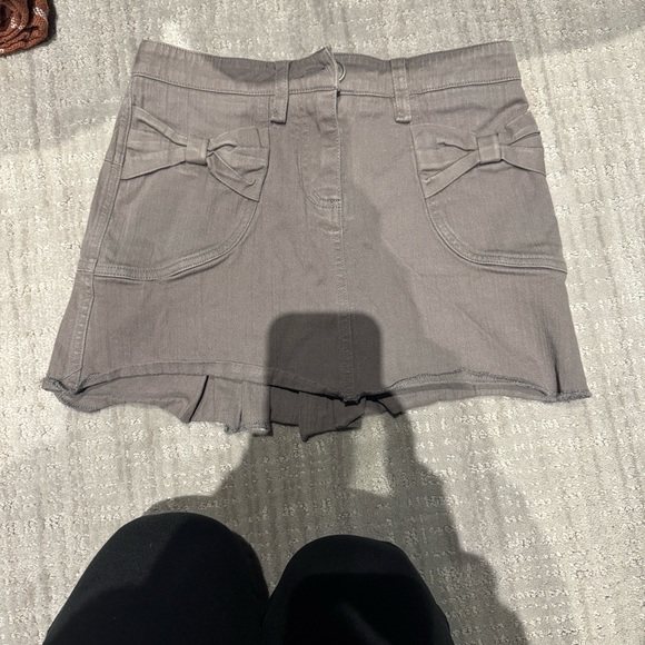 Development Gray Miniskirt - Picture 1 of 3